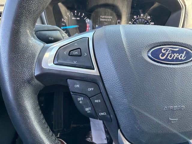 Used 2016 Ford Fusion SE w/ Equipment Group 202A FWD image 29