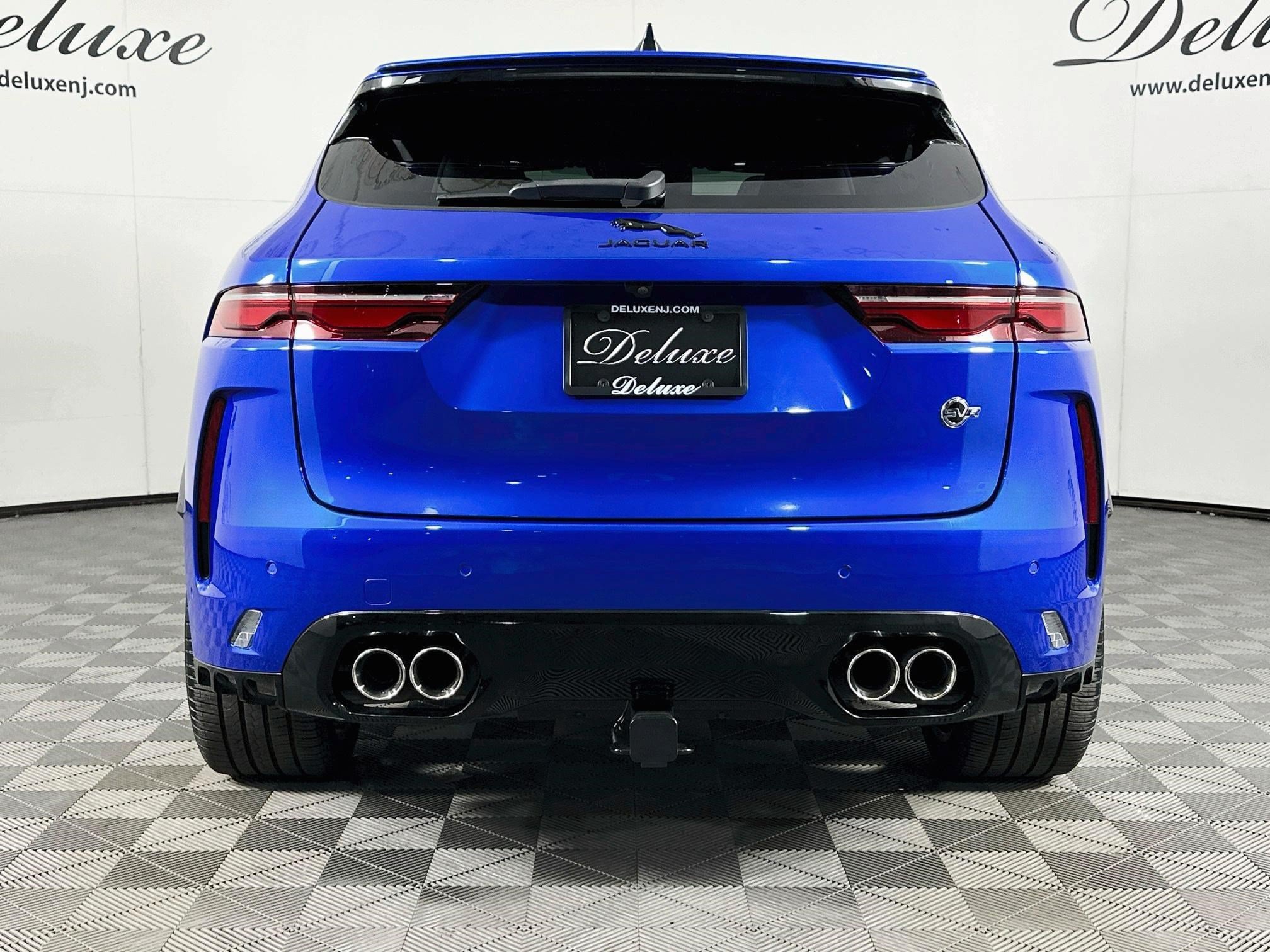 Used 2025 Jaguar F-PACE SVR AWD/4WD image 5