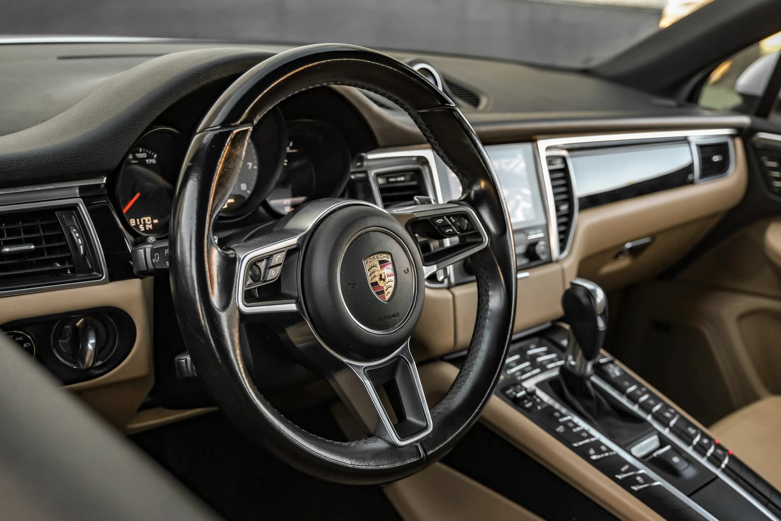 Used 2017 Porsche Macan S AWD/4WD image 21