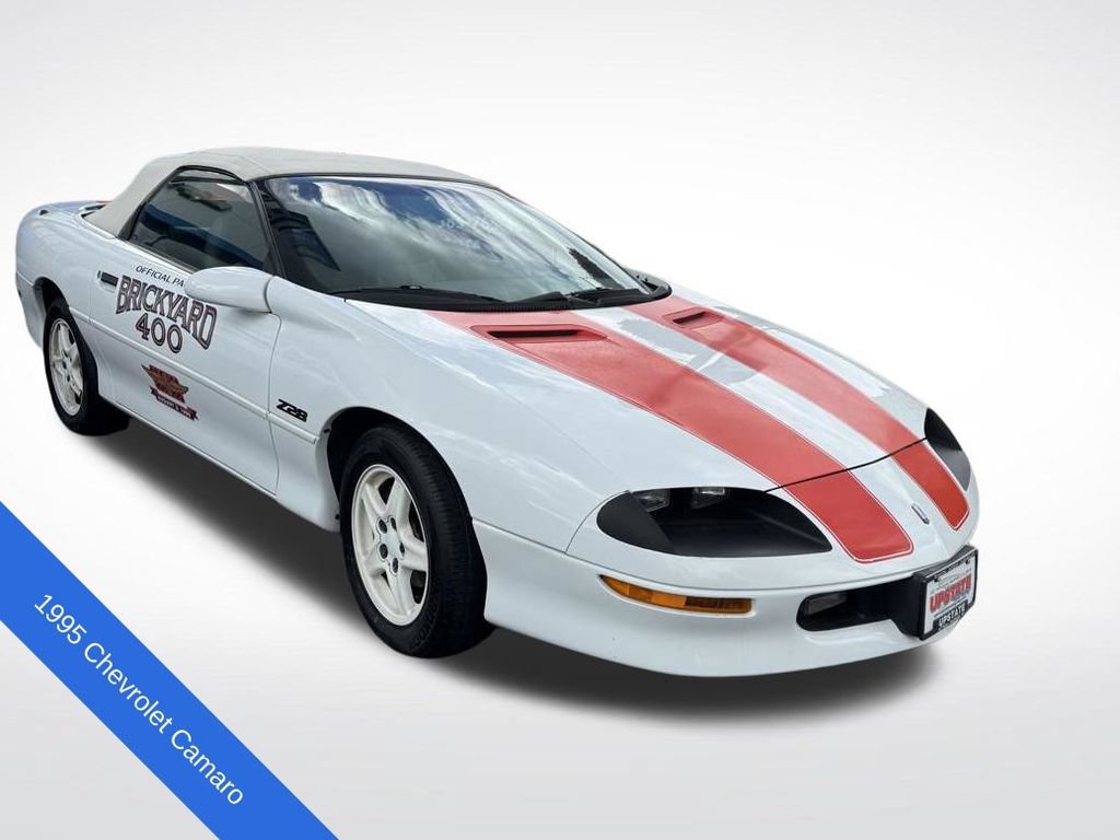 Used 1995 Chevrolet Camaro Z28 RWD image 1