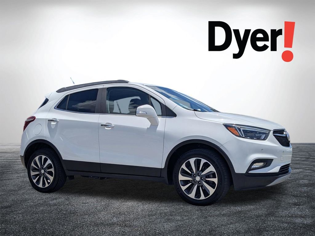 Used 2019 Buick Encore Essence w/ Safety Package II AWD/4WD image 2