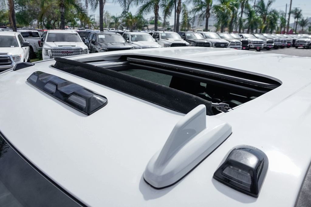 Used 2020 GMC Sierra 3500 Denali w/ Denali Ultimate Package image 28