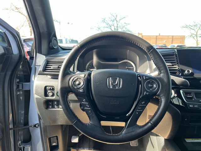 Used 2023 Honda Ridgeline Black Edition image 13