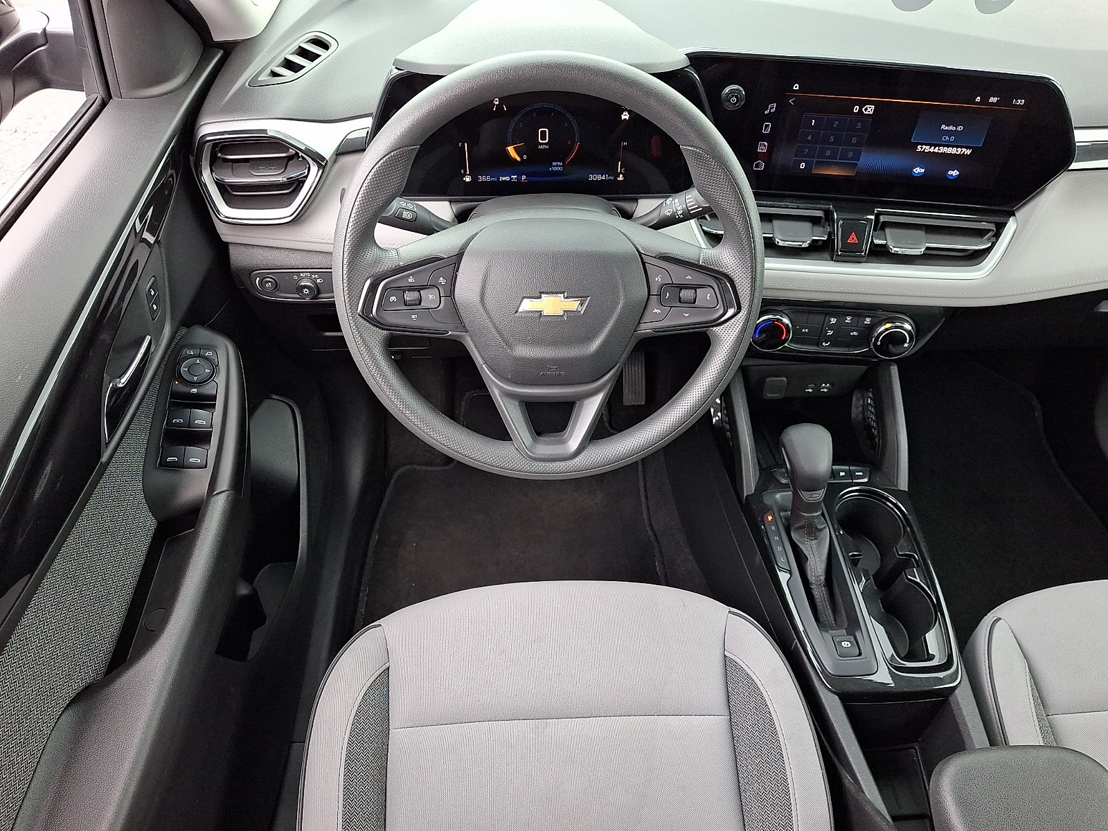 Certified 2025 Chevrolet TrailBlazer LT AWD/4WD image 11