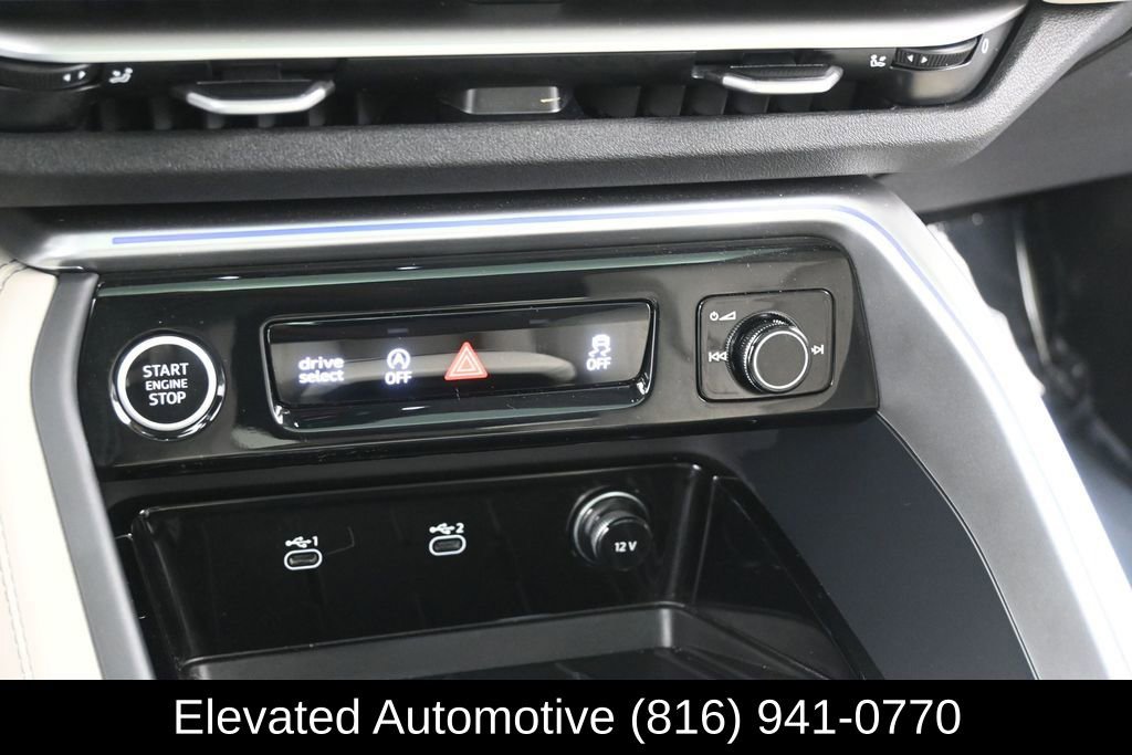 Used 2025 Audi Q5 Prestige AWD/4WD image 11