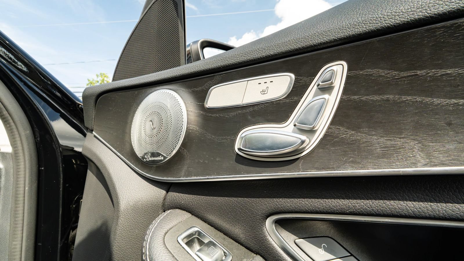 Used 2016 Mercedes-Benz C 300 4MATIC Sedan w/ Multimedia Package image 14