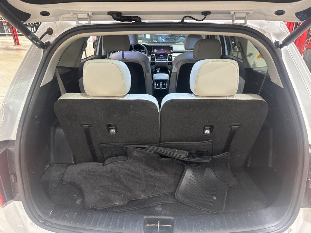 Used 2023 Kia Sorento SX FWD image 45