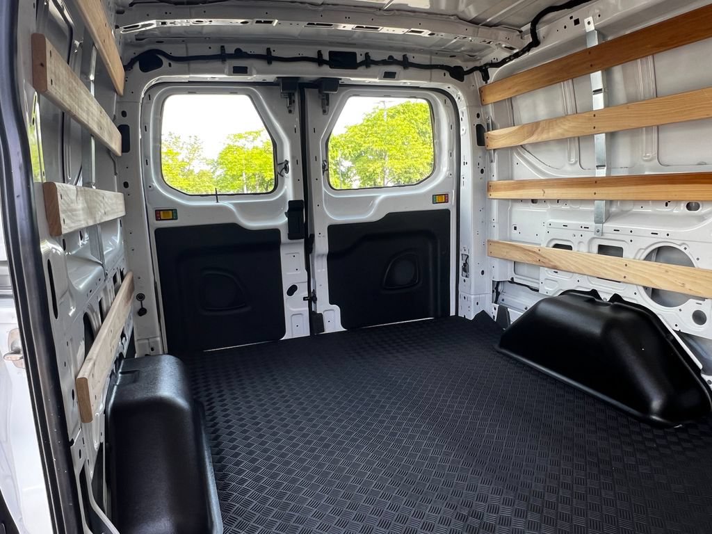 Used 2025 Ford Transit 250 Low Roof w/ Exterior Upgrade Package RWD image 27