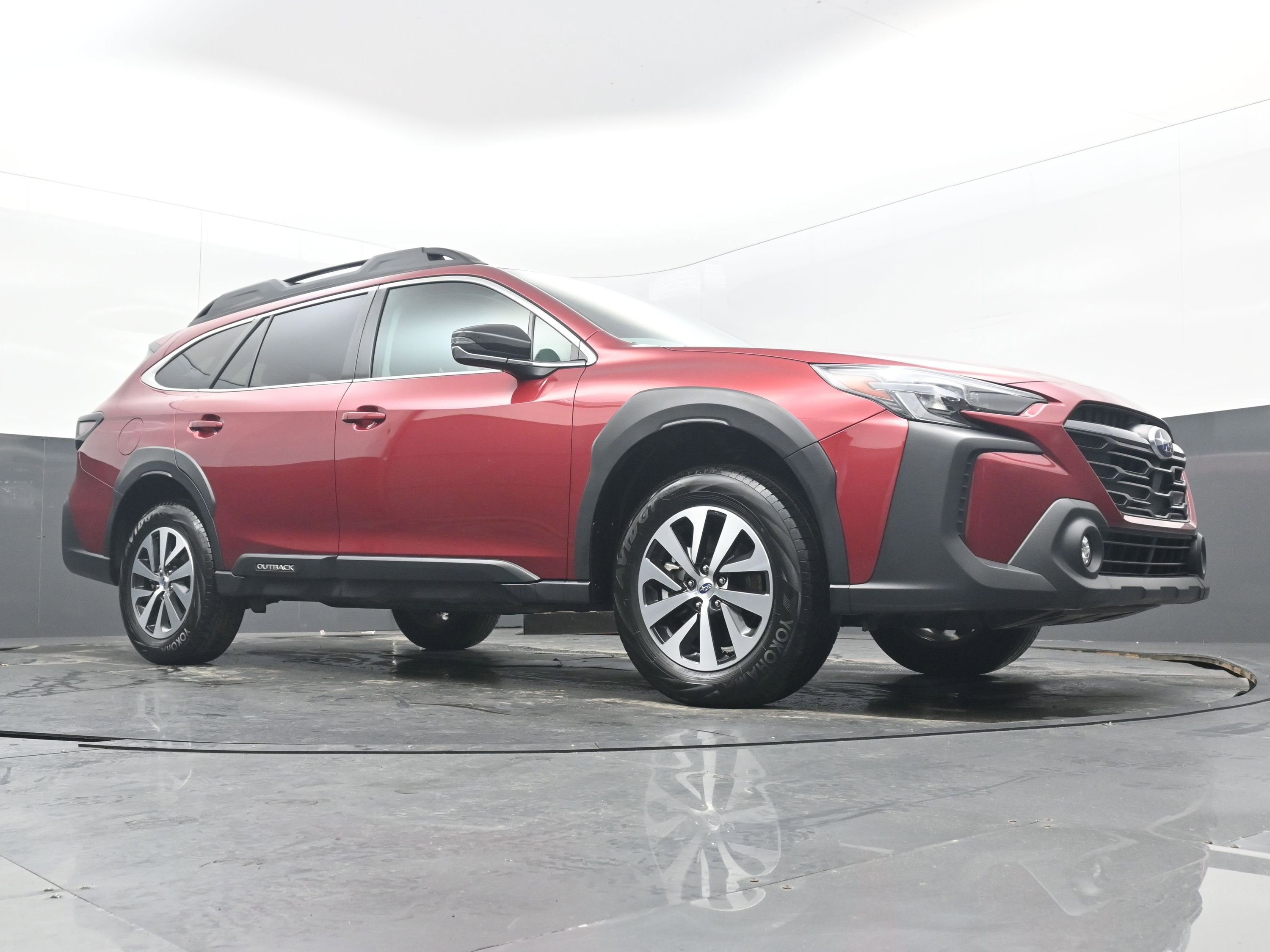 Used 2025 Subaru Outback Premium image 24