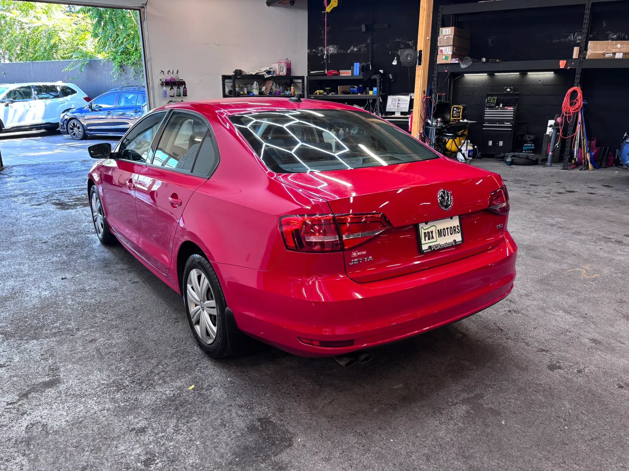 Used 2015 Volkswagen Jetta TDI S FWD image 4