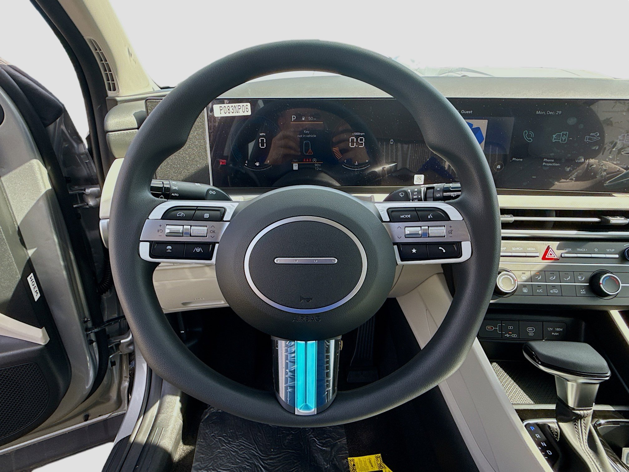 New 2026 Hyundai Tucson SE image 8