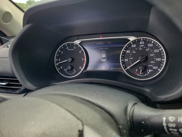 Used 2024 Nissan Sentra SV FWD image 17