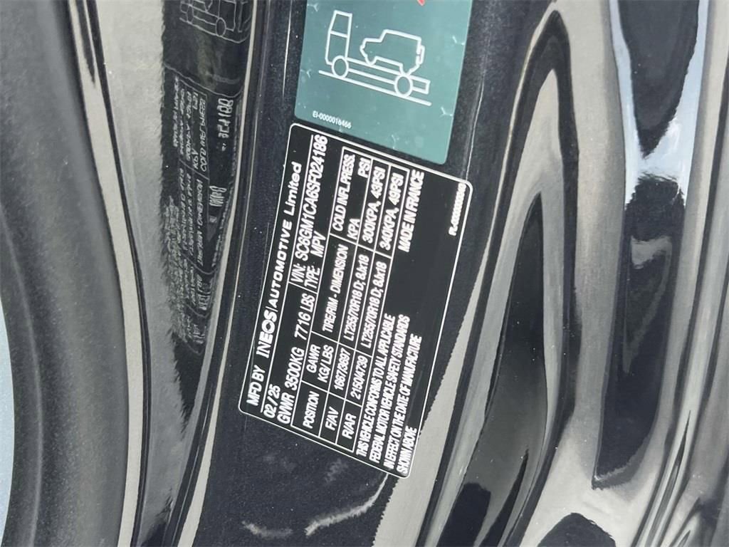 Used 2025 INEOS Grenadier Fieldmaster Edition image 19