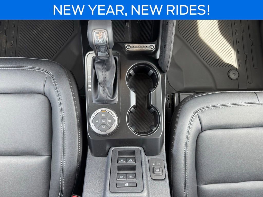 New 2025 Ford Bronco Badlands image 25