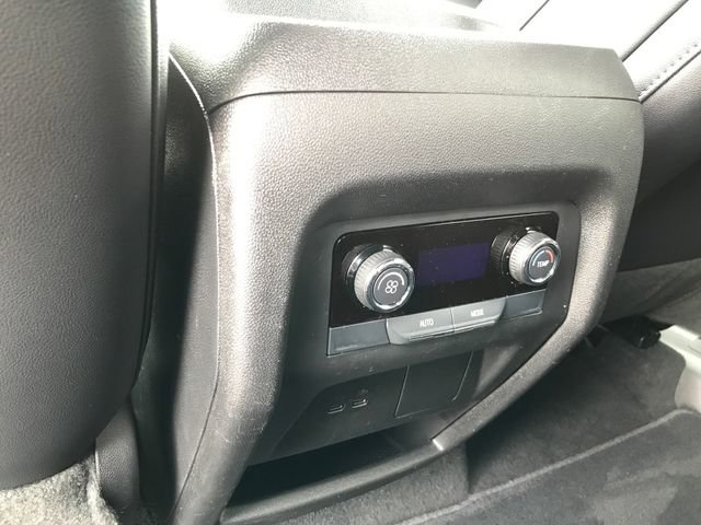 Certified 2026 Chevrolet Traverse LT AWD/4WD image 19
