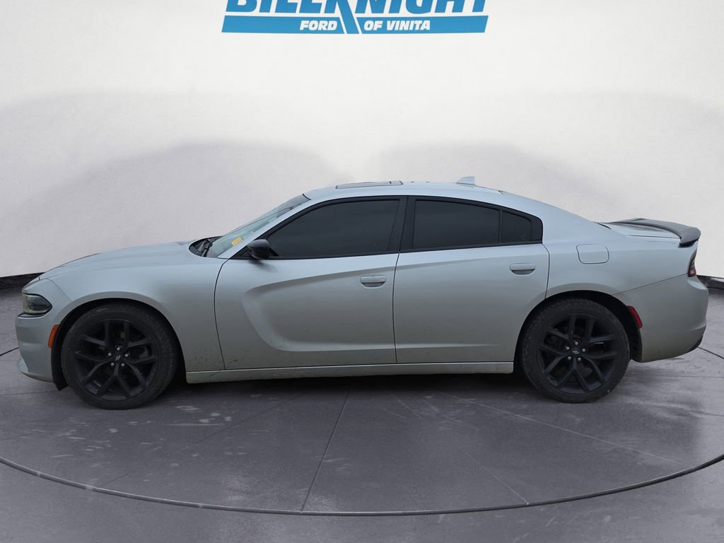 Used 2020 Dodge Charger SXT w/ Plus Group image 2