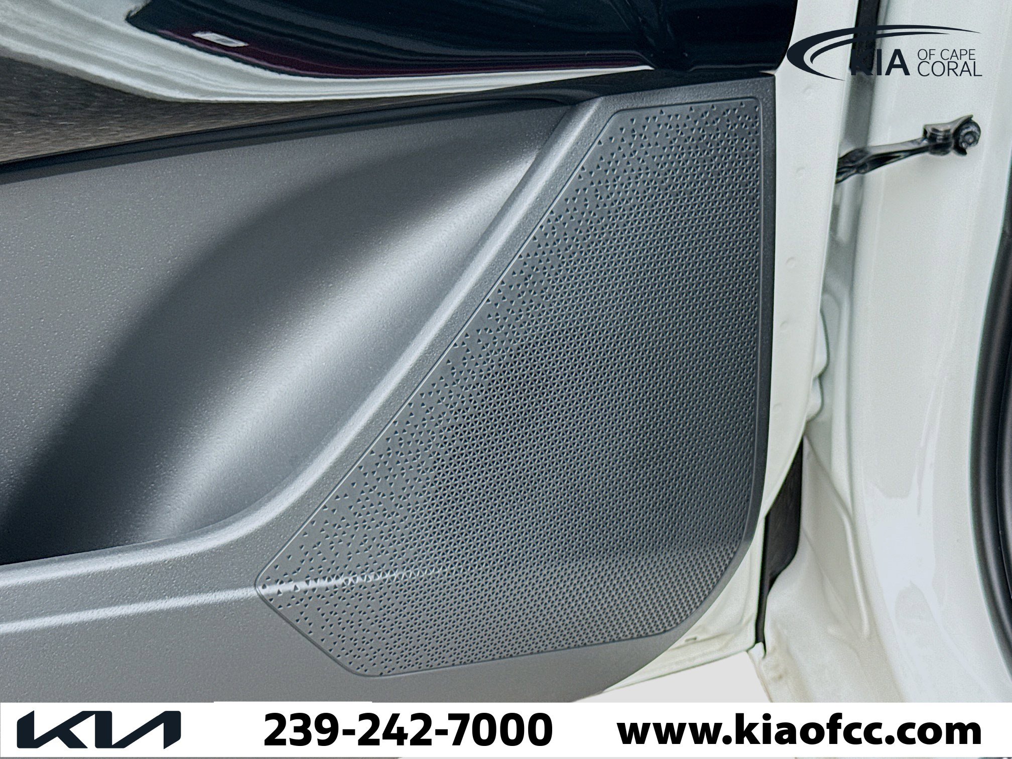 New 2026 Kia Niro Wind image 22