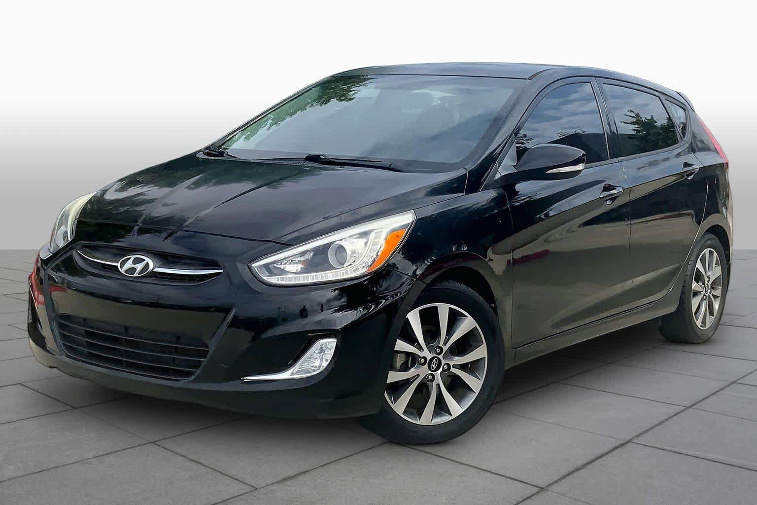 Used 2015 Hyundai Accent Sport FWD image 1
