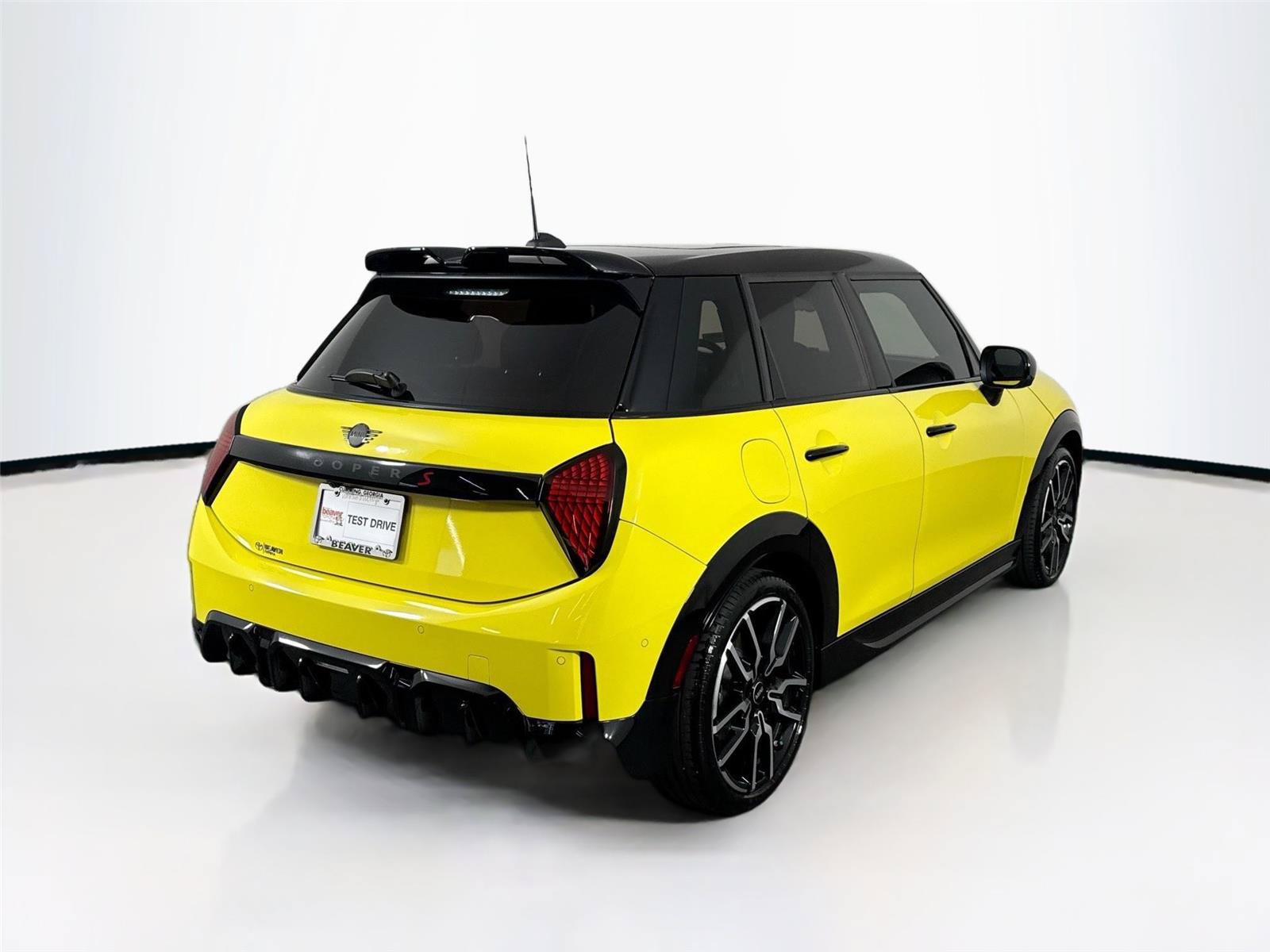 Used 2025 MINI Cooper S FWD image 2