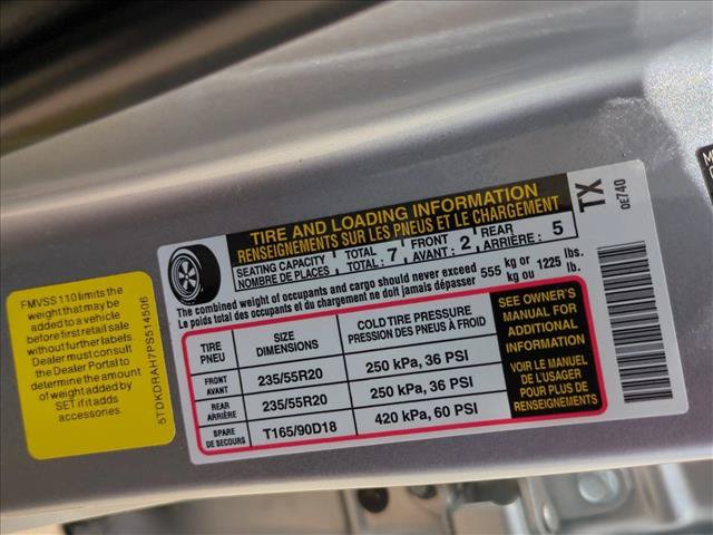 Used 2023 Toyota Highlander Platinum FWD image 14
