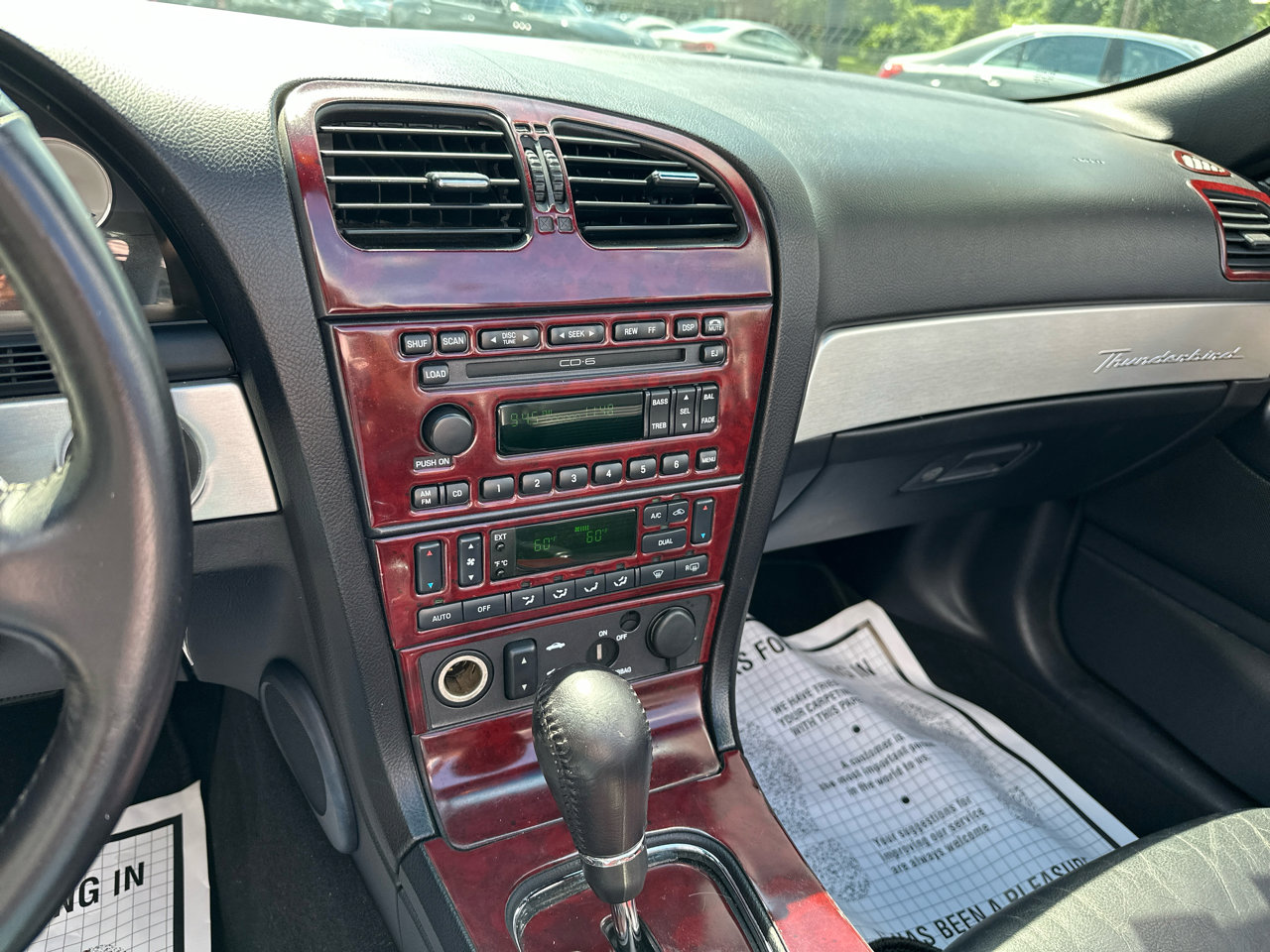 Used 2003 Ford Thunderbird image 12