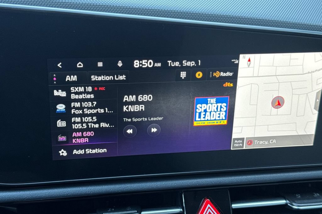 Used 2025 Kia Niro EX FWD image 15