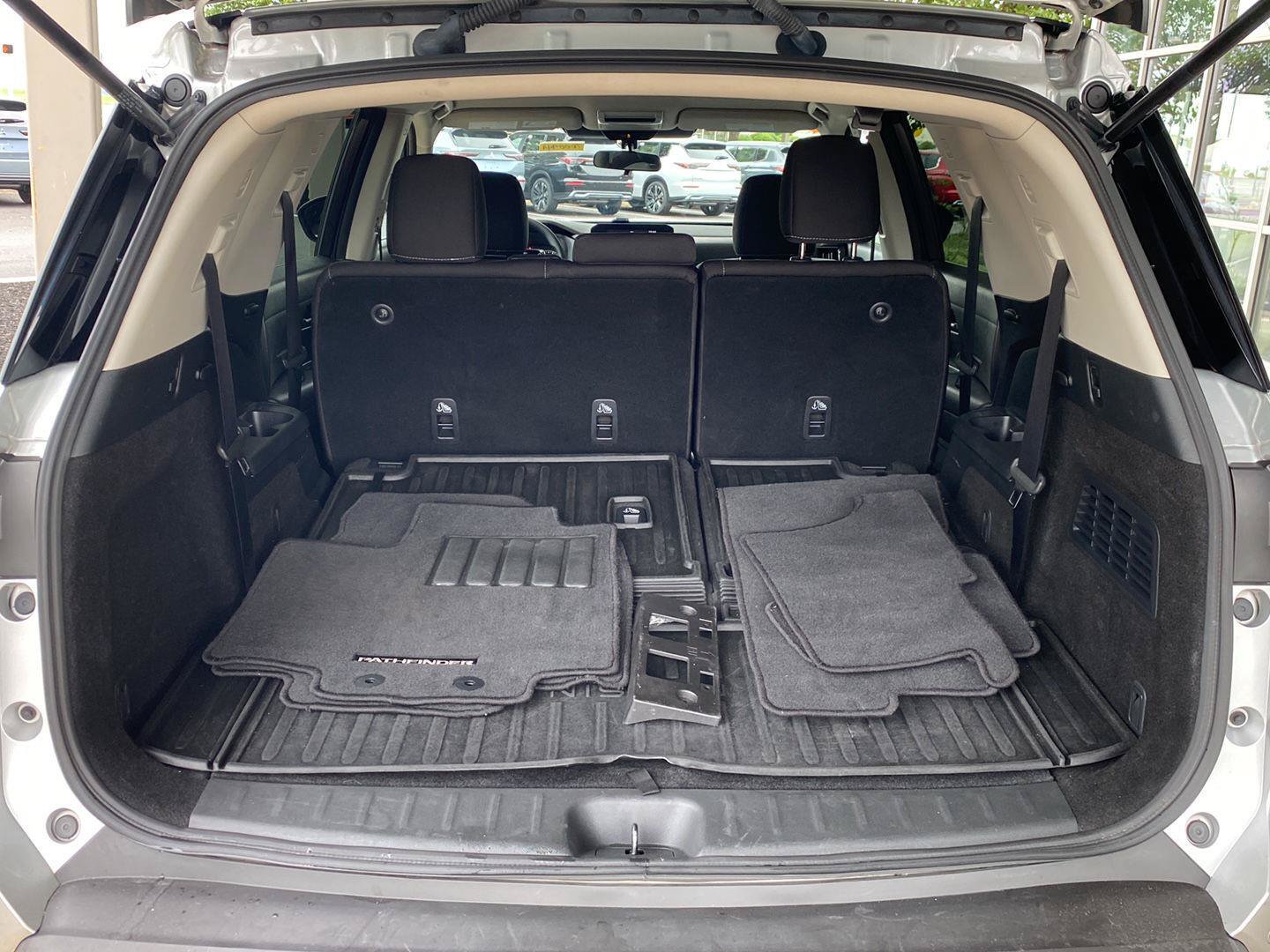 Used 2024 Nissan Pathfinder S w/ Cargo Package AWD/4WD image 10