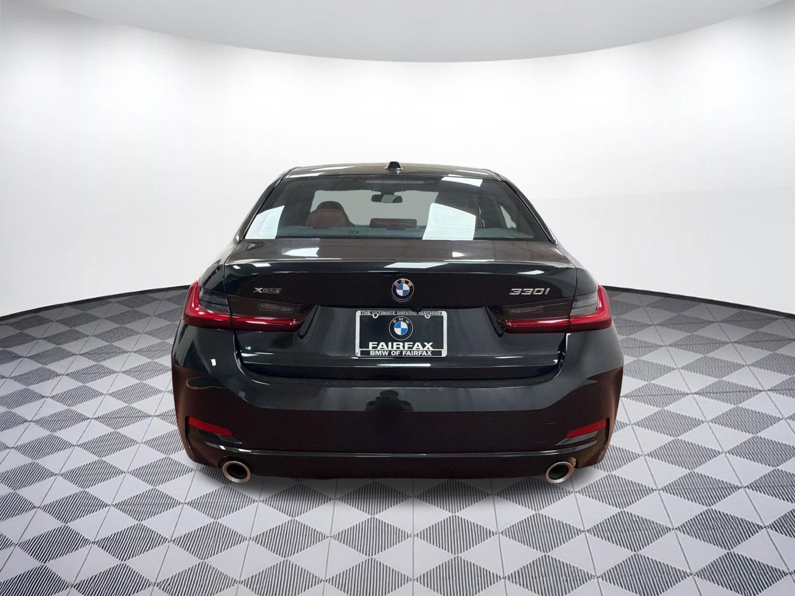 Certified 2025 BMW 330i xDrive Sedan AWD/4WD image 9