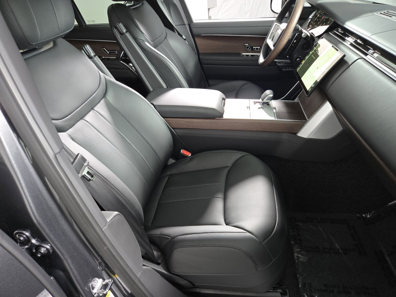 New 2025 Land Rover Range Rover Autobiography image 3