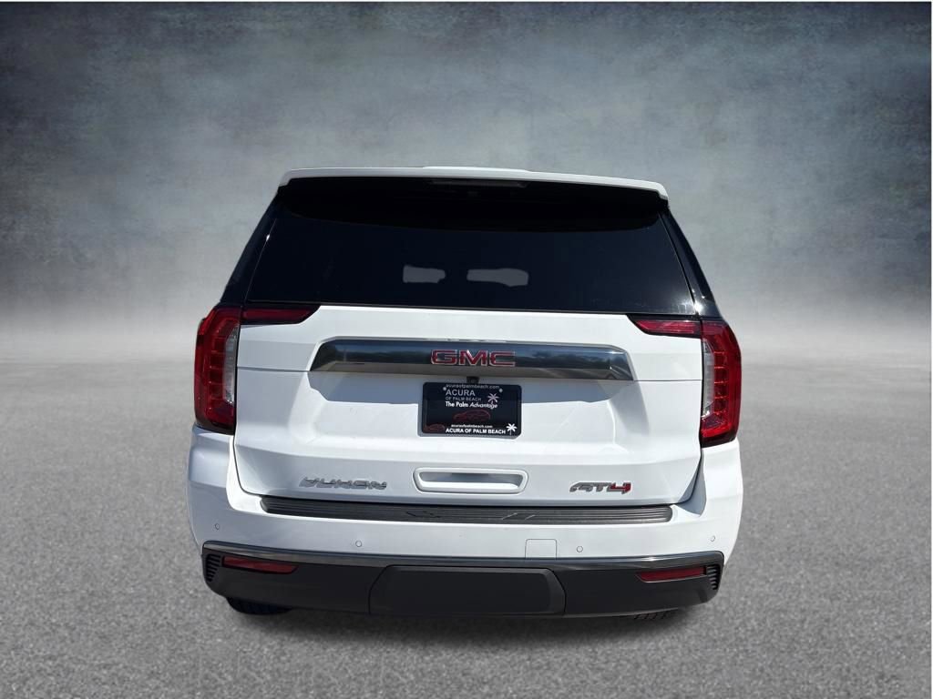 Used 2024 GMC Yukon AT4 w/ AT4 Premium Package AWD/4WD image 4