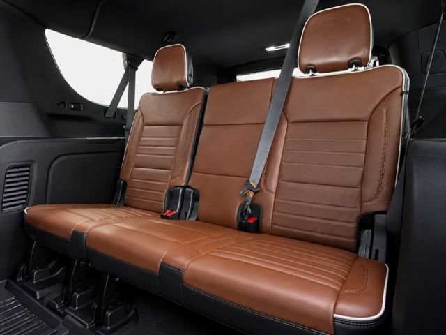 Used 2023 GMC Yukon XL Denali Ultimate w/ LPO, Floor Liner Package AWD/4WD image 22