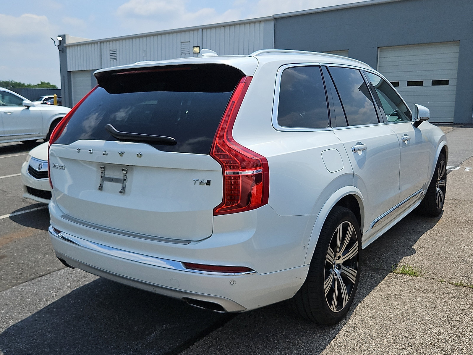 Used 2021 Volvo XC90 T6 Inscription w/ Protection Package AWD/4WD image 7