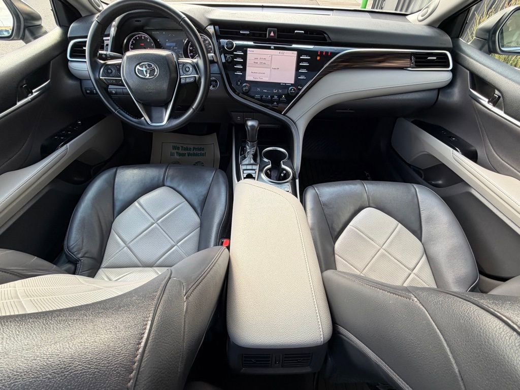 Used 2018 Toyota Camry XLE w/ Audio Package image 12