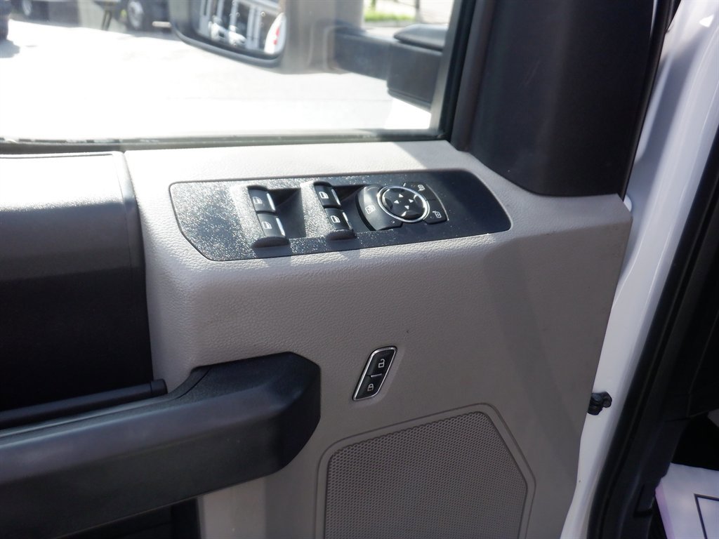 Used 2018 Ford F350 XL w/ Power Equipment Group image 13