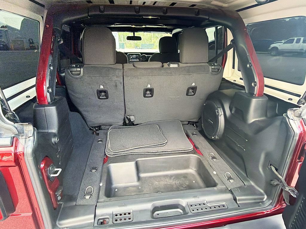 Used 2021 Jeep Wrangler Unlimited Sport image 24