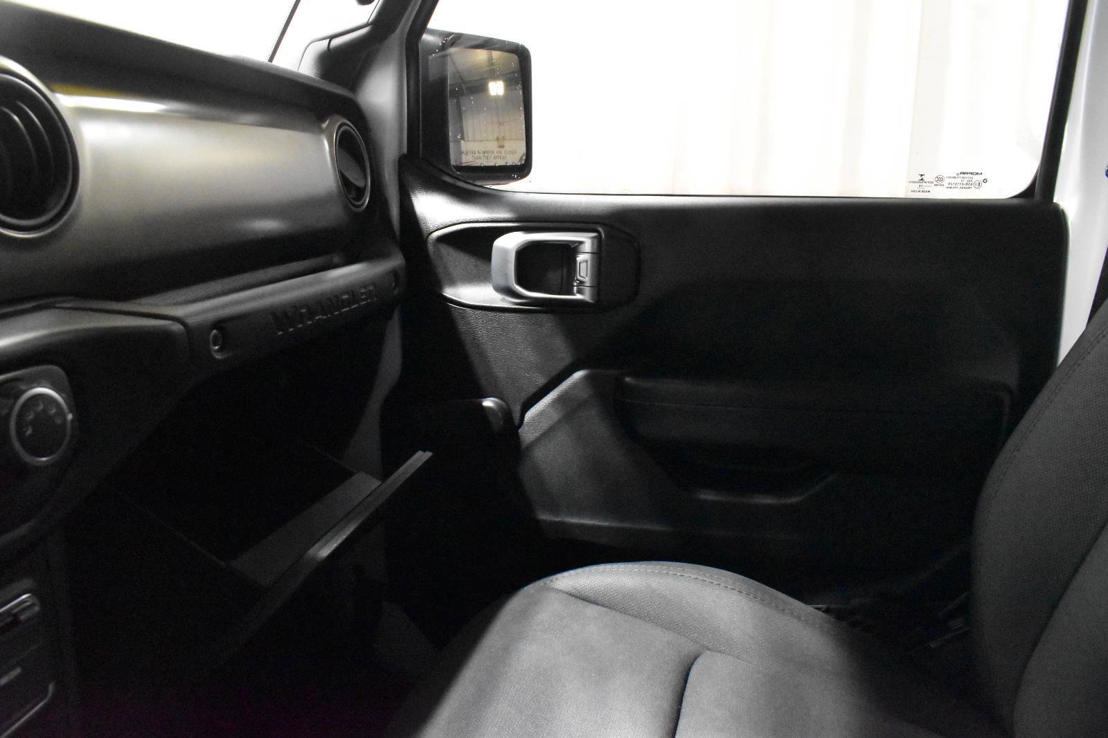 Used 2019 Jeep Wrangler Unlimited Sport AWD/4WD image 18