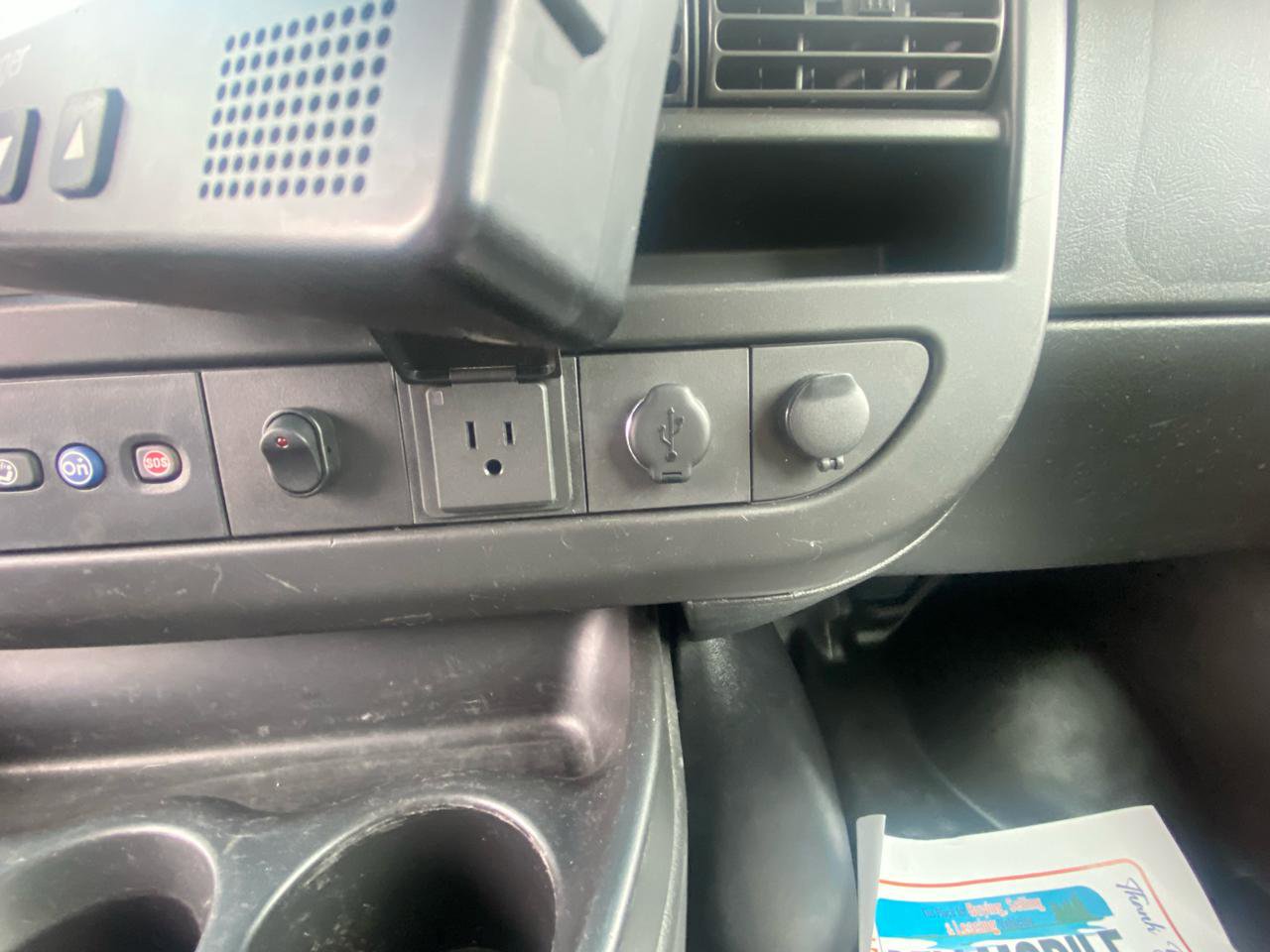 Used 2021 Chevrolet Express 3500 w/ Power Convenience Package image 33