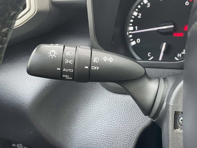Used 2023 Toyota Tundra SR5 w/ SR5 Premium Package AWD/4WD image 38