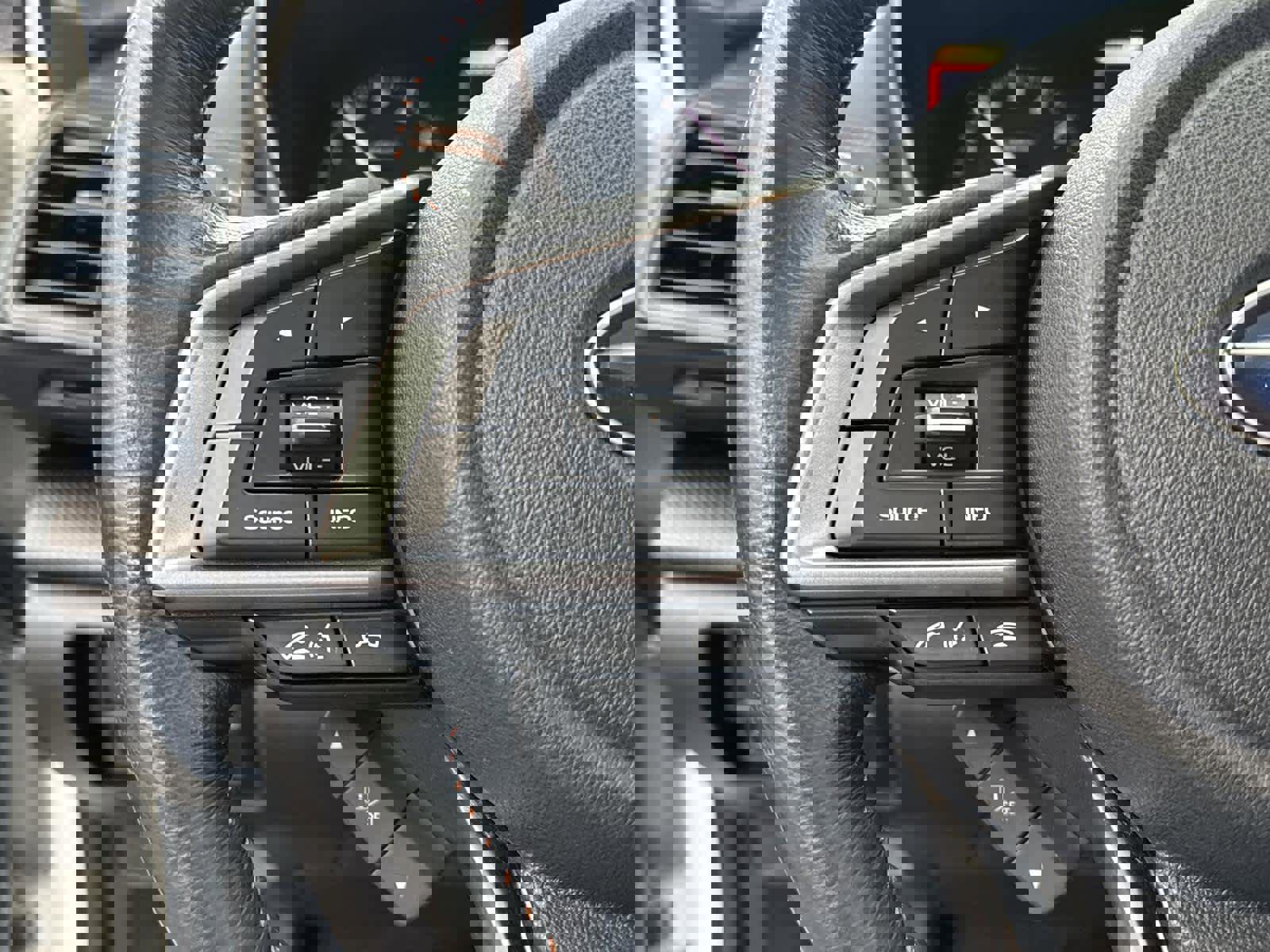 Used 2021 Subaru Crosstrek 2.0i Premium w/ Moonroof Package image 19