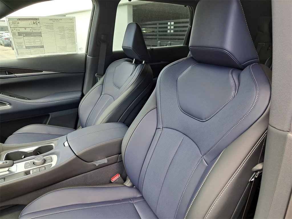 New 2026 INFINITI QX60 Sport w/ Dark Cargo Package image 18