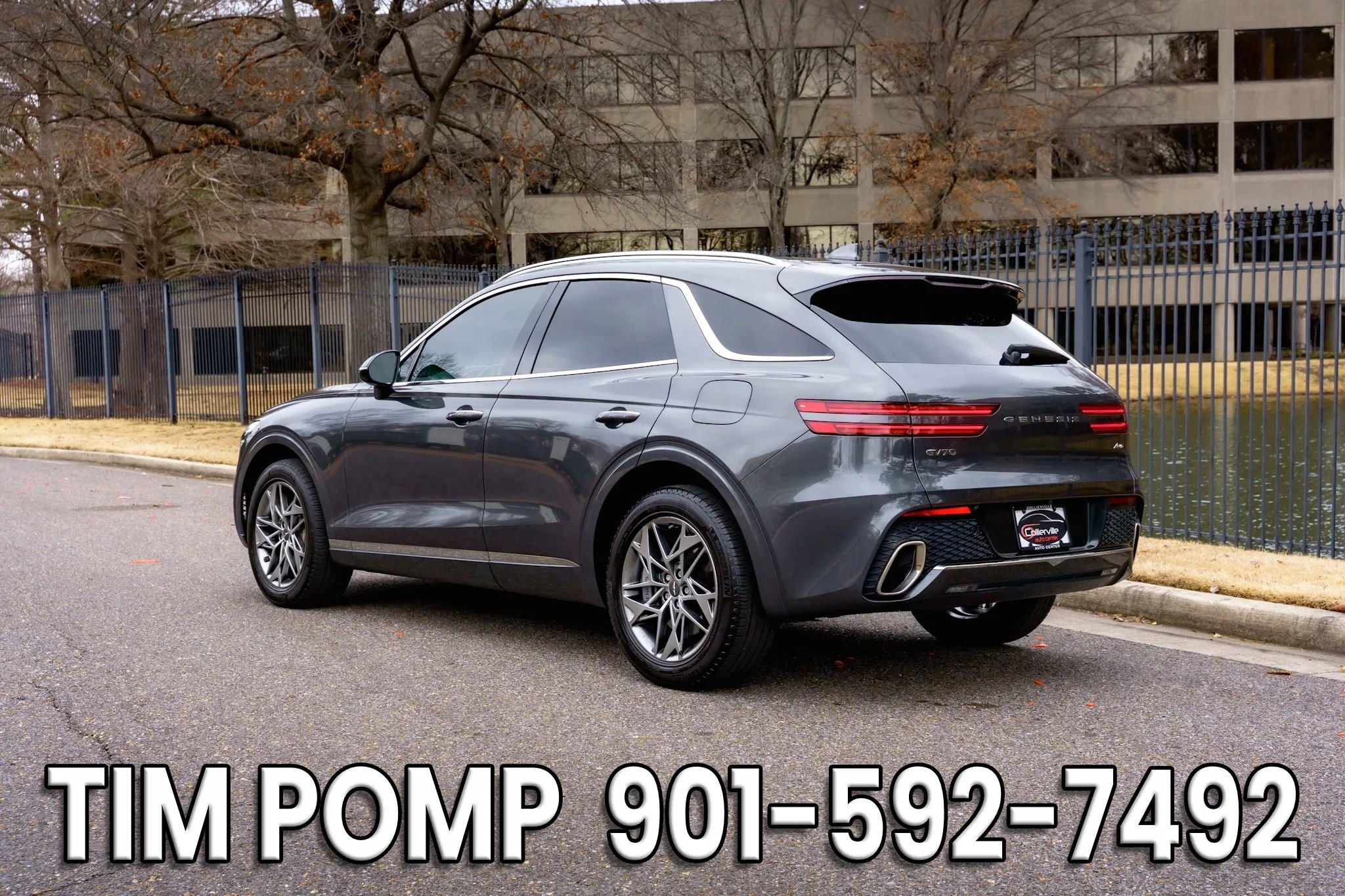 Used 2023 Genesis GV70 2.5T w/ Select Package image 8