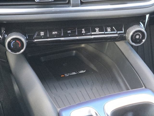 New 2026 Chevrolet Equinox EV LT image 10