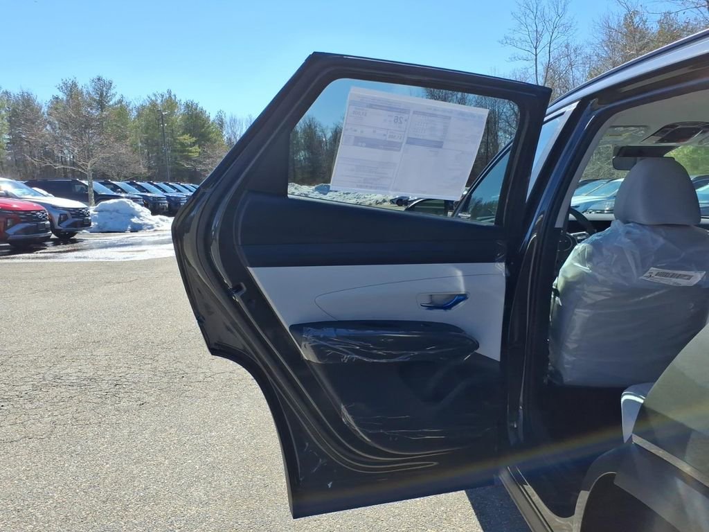 New 2026 Hyundai Tucson SEL image 8