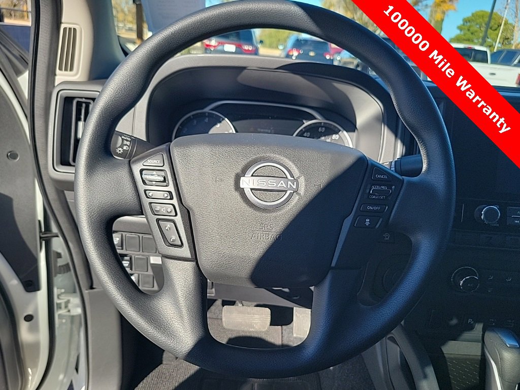 Used 2025 Nissan Frontier S image 21