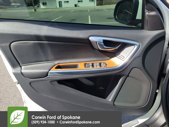Used 2016 Volvo S60 T5 Premier w/ Climate Package image 20