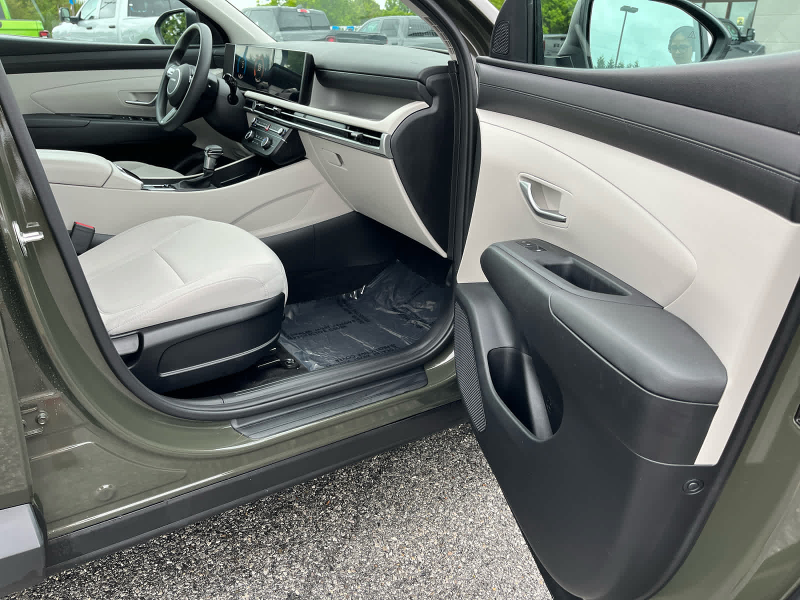 Used 2025 Hyundai Tucson SE FWD image 31
