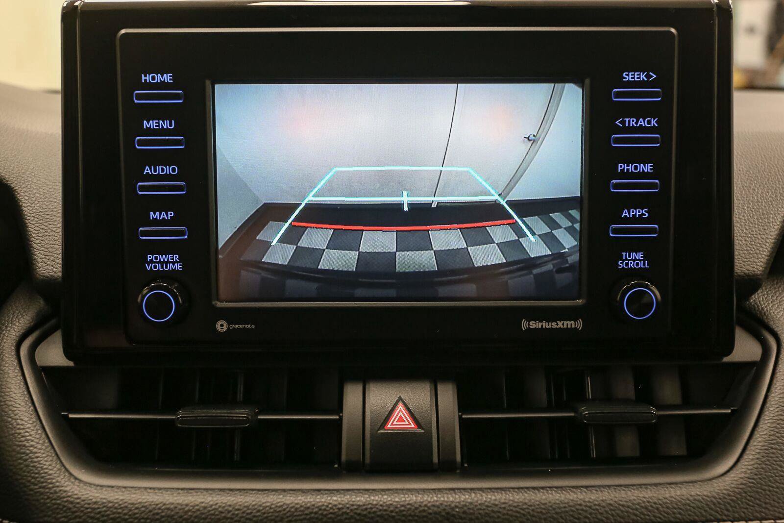 Used 2021 Toyota RAV4 XLE AWD/4WD image 25