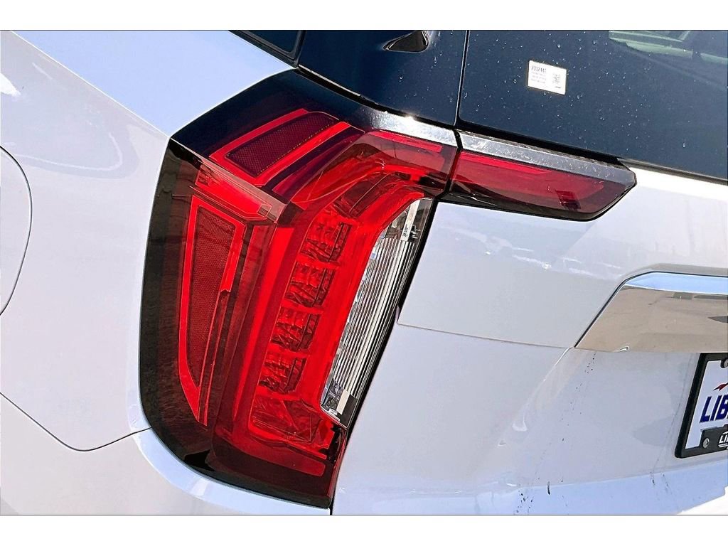 Used 2023 GMC Yukon XL Denali w/ Denali Reserve Package AWD/4WD image 20