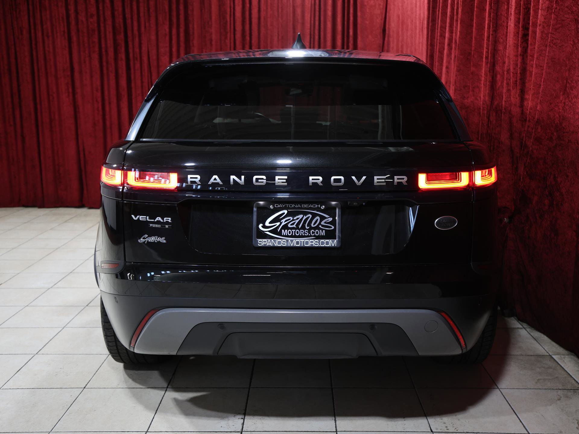 Used 2019 Land Rover Range Rover Velar S AWD/4WD image 10