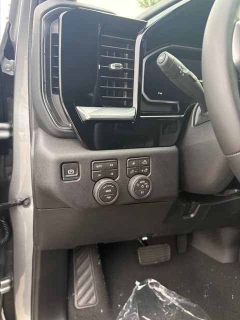 New 2026 Chevrolet Silverado 3500 LT w/ Trail Boss Package AWD/4WD image 16